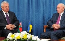 Азаров завидует Беларуси, потому что там выборы уже закончились