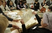 Перед закриттям виборчих дільниць в Алчевську розгорівся скандал