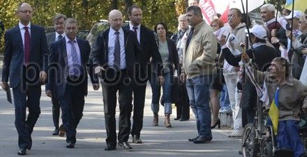 Политики обещают брифинг после встречи с Тимошенко Политики обещают брифинг после встречи с Тимошенко
