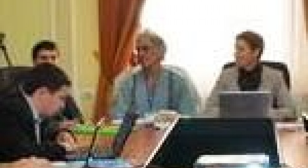 В Ялте говорили о религии, «гламурном» православии и о разрыве поколений 