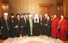 Межрелигиозный совет России призвал государство защитить духовенство