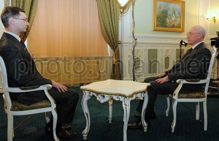 Азаров дал интервью Азаров дал интервью