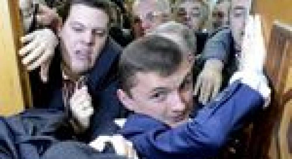 Нова Верховна Рада запрацювала: без стусанів не обійшлося (фоторепортаж)