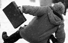 Не ховайте руки в кишені, а капці мастіть "Моментом"