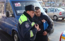 38 водіїв не пропустили спецавтомобілі з проблисковими маячками