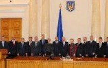 Азаров вимагає від кожного міністра рішень щодо забезпечення розвитку своїх галузей