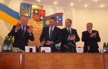 Благословити Мовчана «на царство» приїхали Джига і віце-прем’єр