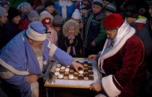 Святий Миколай переміг Діда Мороза