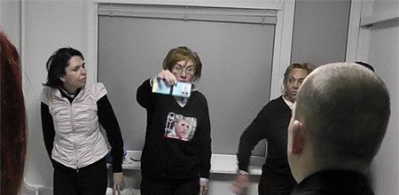Депутатам довелось викликати «швидку допомогу» Депутатам довелось викликати «швидку допомогу»