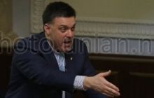 Азаров «не услышал» вопроса о 153 миллионах