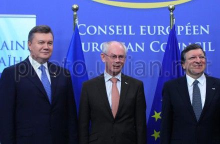 Віктор Янукович, Герман Ван Ромпей та Жозе Мануель Баррозу