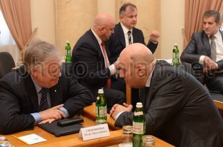 Симоненко на расширенном заседании Кабмина, 27 февраля 2013 г. Симоненко на расширенном заседании Кабмина, 27 февраля 2013 г.