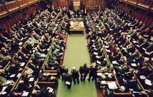 Парламент Великобритании проголосовал за однополые браки