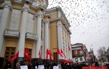 В Виннице коммунисты устроили пикет против сотрудничества с МВФ