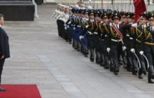 Янукович дав зрозуміти, що останній дембель в армії буде не скоро