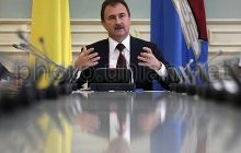 Попов просит депутатов отдать Гостиный двор Киеву
