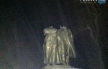 В полтавском селе снесли головы Ленину и Крупской (фото)