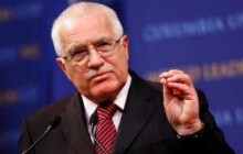 Сенат Чехии обвинил президента страны в государственной измене