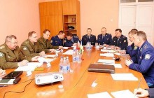 Украинские и белорусские военные обсудили перспективы сотрудничества