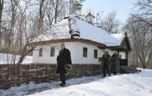 Янукович вручив Шевченківські премії за 2013 рік
