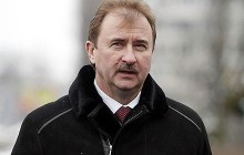 Попов потребовал от коммунальщиков осторожнее работать там, где людно
