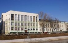 В России мужчина взял в заложники двух учениц колледжа