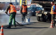 «Київавтодор» запевняє, що залатав 60% ям на дорогах столиці