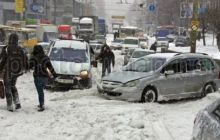 Київ знову стоїть у заторах
