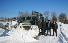 К расчистке снега в районе присоединились самборские саперы
