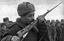 Винтовки Мосина пролежали в болоте с войны и все еще могут стрелять