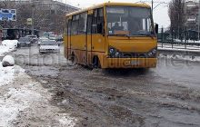 В Киеве из-за прорыва трубы затопило Московский проспект