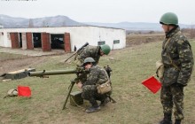 Военнослужащие ВМС Украины проводят занятия в горной местности