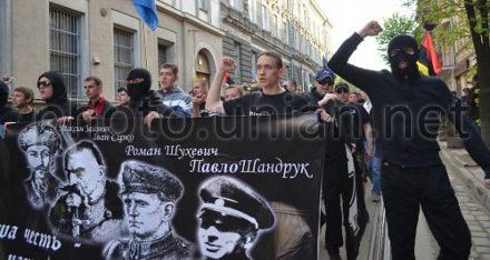 Парад вишиванок на честь дивізії 'Галичина' (фото)