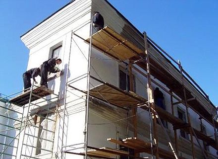 Взимать взносы с жильцов на ремонт зданий планируют ежемесячно / Фото: stroi-baza.ru