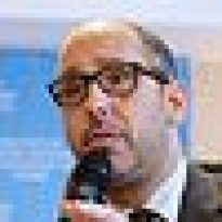 Почему упали рейтинги Украины (укр.)