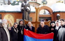 Отцу Федору Конюхову передан армянский крест для установки на Северном полюсе