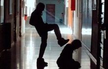 В Мариуполе прокуратура расследует факт издевательства над школьницей