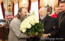 Митрополит Владимир наградил наместника Киево-Печерской лавры