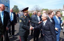 Заступник міністра оборони зустрівся з військовими та мешканцями селища Черкаське