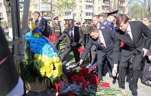 Руководство Кабмина, Минобороны и Генштаба почтило память ликвидаторов аварии на ЧАЭС