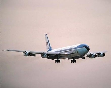 Украина намерена в ближайшее время возобновить прямое авиасообщение с США / Фото : aviationexplorer.com