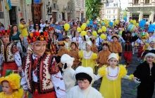 Во Львове - народные гуляния: город празднует 757-летие (фото)