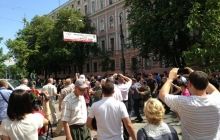 В центре Киева произошла драка между бойцами «Беркута» и активистами «Свободы» (фото)