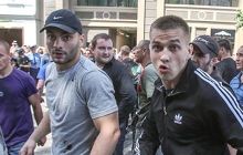 Захарченко обещает наказать виновных в избиении журналистов 18 мая