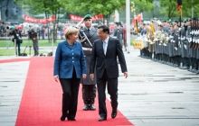 Меркель пообещала стать арбитром в конфликте Китая и Европы