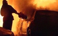 У Херсоні через дитячі пустощі з вогнем загорілися 4 автомобілі