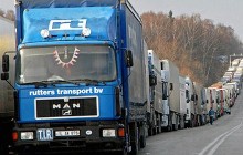 КГГА решает, по какому принципу пускать грузовики в Киев