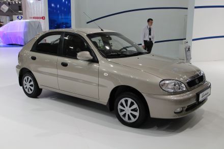 ЗАЗ уперше стає лідером ринку легкових автомобілів в Україні ЗАЗ уперше стає лідером ринку легкових автомобілів в Україні