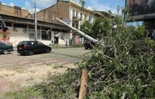 Одесситы два дня живут без света после урагана (видео)