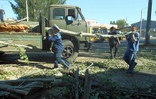 Военнослужащие помогли ликвидировать последствия урагана на Одесчине